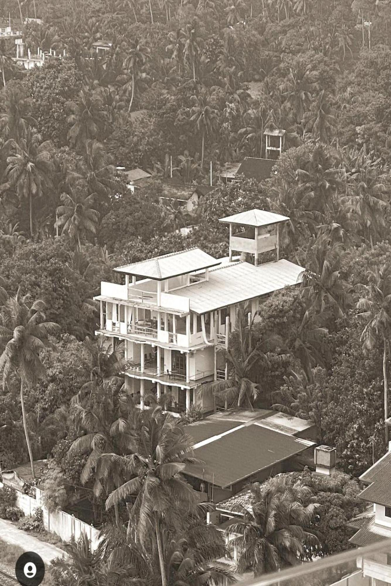 Ocean Bay Surf Resort Weligama Buitenkant foto