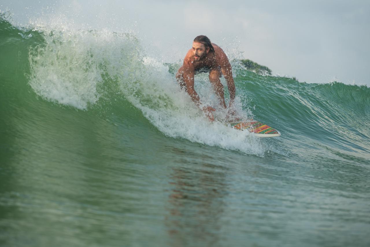 Ocean Bay Surf Resort Weligama Buitenkant foto