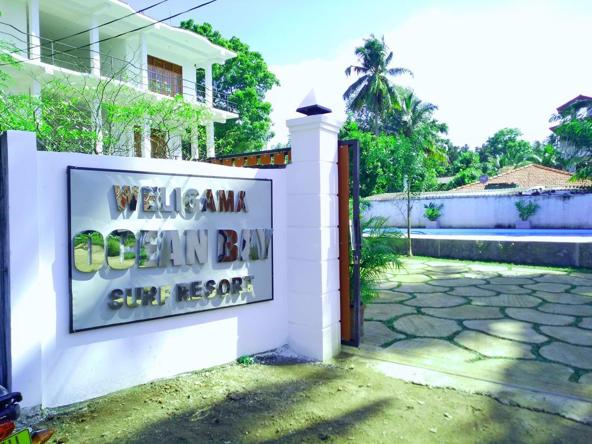 Ocean Bay Surf Resort Weligama Buitenkant foto